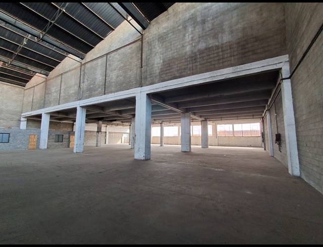 2,505M² WAREHOUSE TO LET IN HERIOTDALE